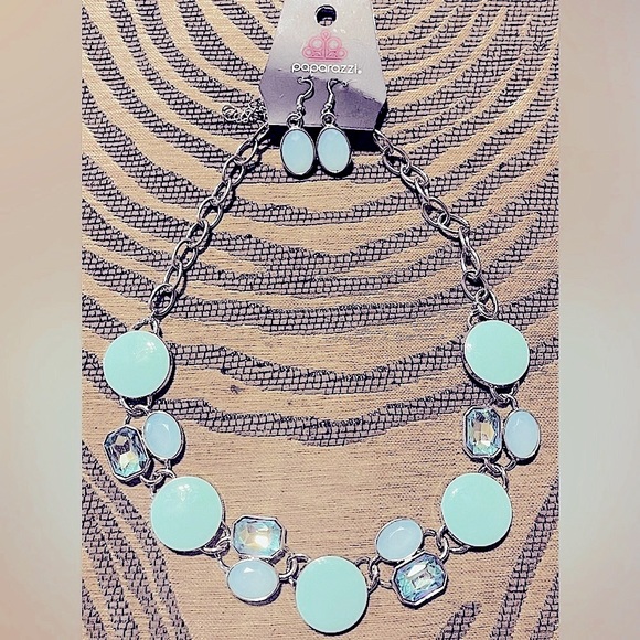 Ocean Blues Necklace & Earrings Set - Picture 1 of 4